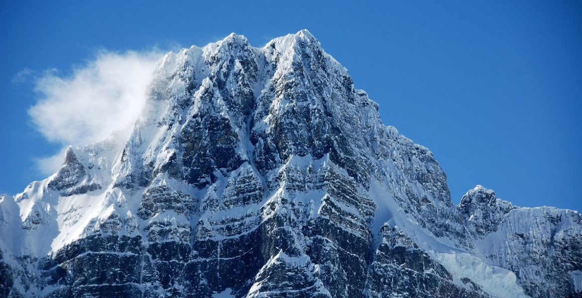 David Lama, Hansjorg Auer ve Jess Roskelly, Howse Peak ile ilgili gÃ¶rsel sonucu