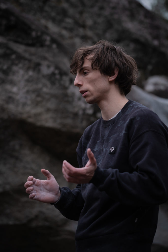 Simon Lorenzi makes his Big Conviction 8C+ at Fontainebleau