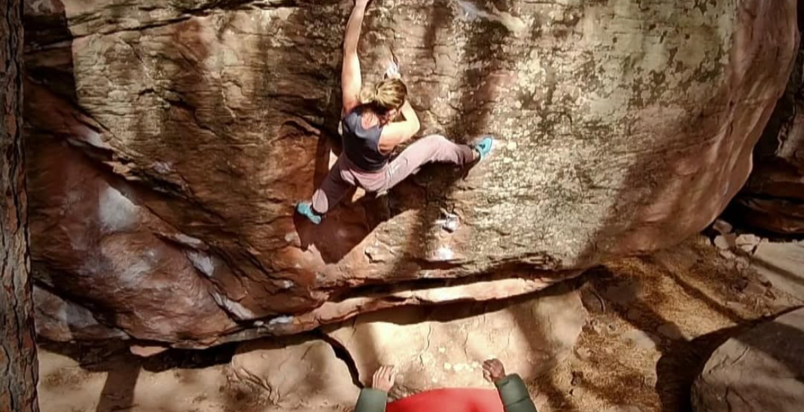 Marine Thevenet coche son premier 8C bloc avec Juneru ! – Marine Thevenet ticks her first 8C boulder with Juneru! (+ interview)