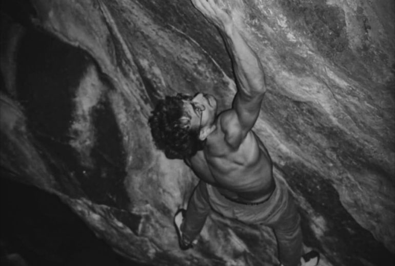 Yannick Flohé Foundations Edge 8C flash