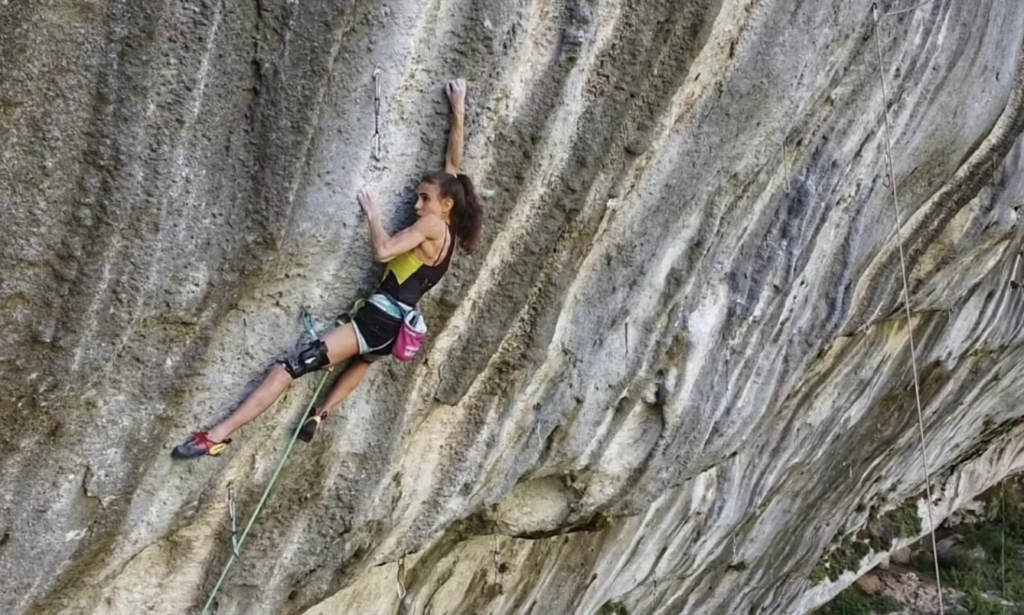Laura Rogora 8c+ onsight
