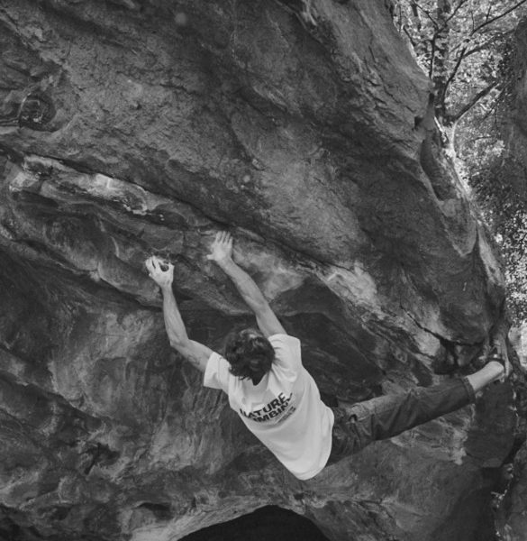 Arthur Ternant Titan assis 8C