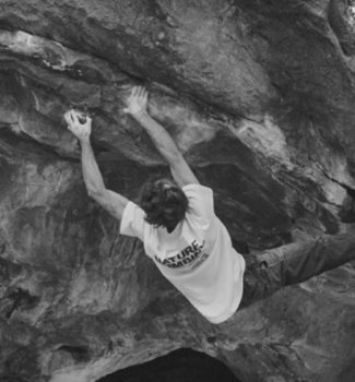 Arthur Ternant Titan assis 8C