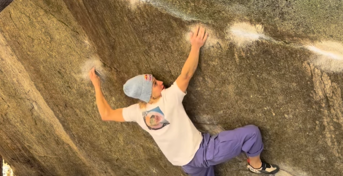 Janja Garnbret coche Dreamtime 8C – Janja Garnbret ticks Dreamtime 8C