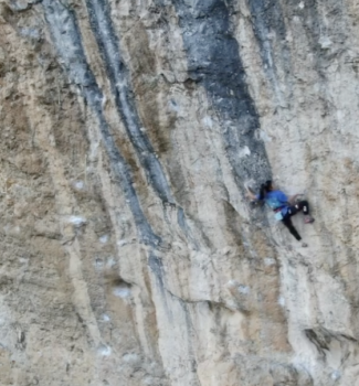 Chaehyun Seo empoche Papichulo