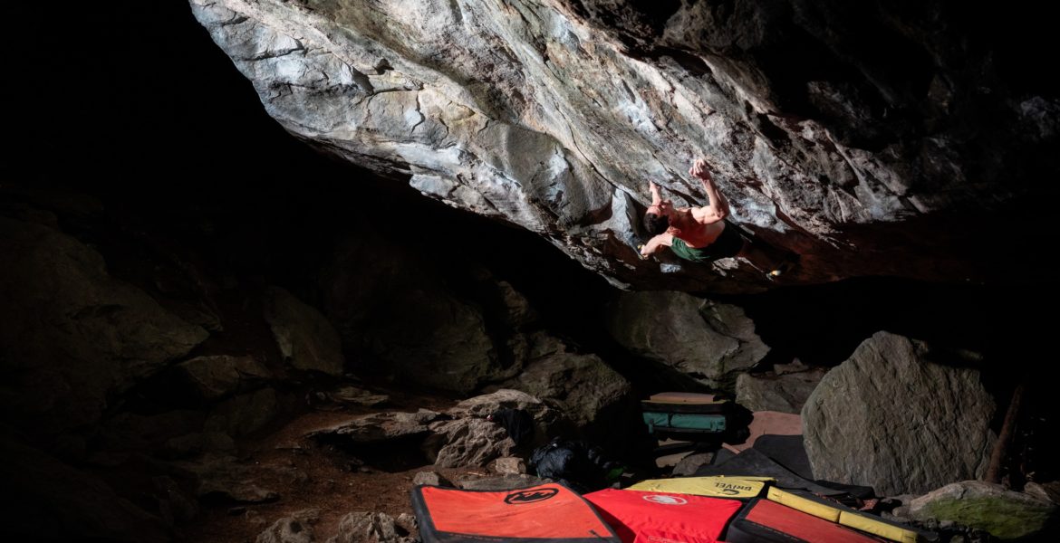 Adam Ondra 8C flash