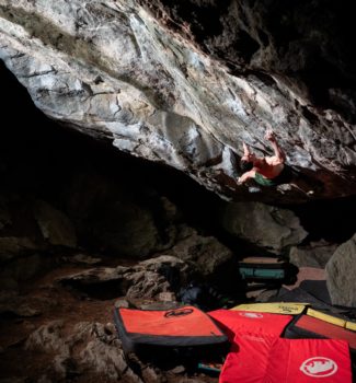 Adam Ondra 8C flash