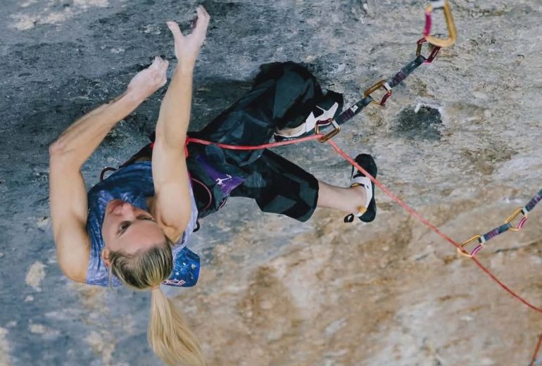 Janja Bibliographie 9b+